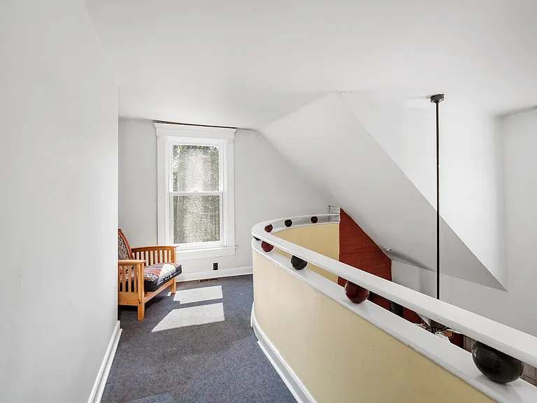 4388 McPherson Ave — Photo 26