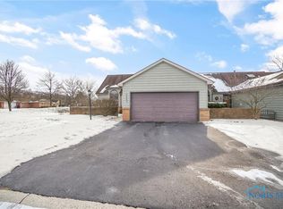 2257 Quail Lake Rd, Findlay, OH 45840