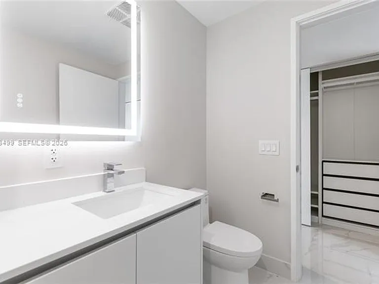 700 NE 24th St #4206 — Photo 30
