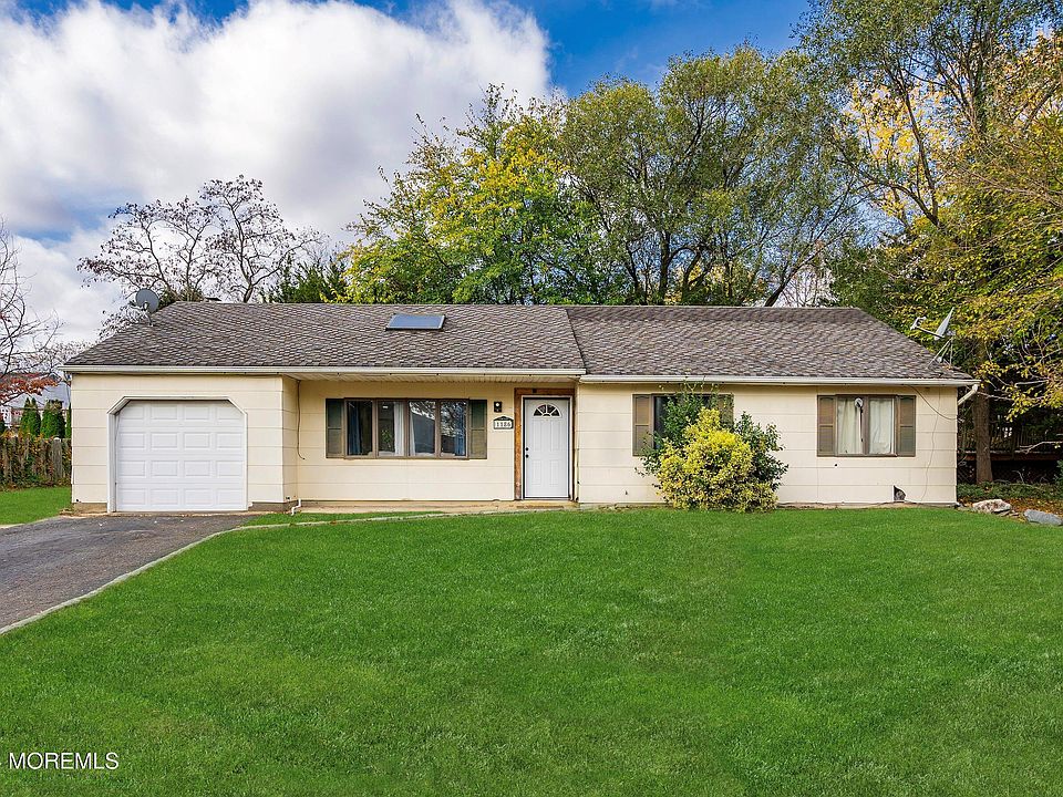 1st image of 1186 Manor Drive