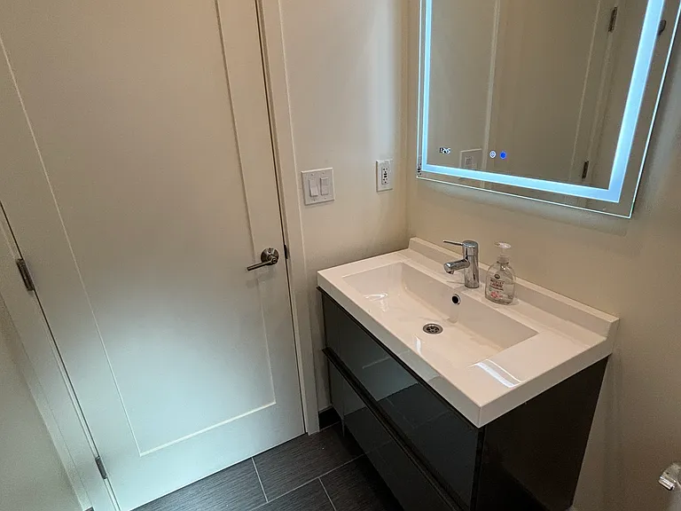 385 Alcatraz Ave #385 — Photo 10