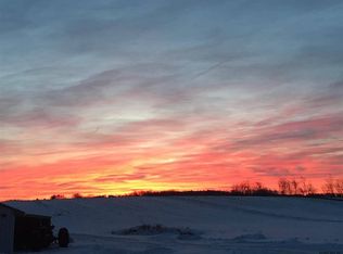 2502 Valley Falls Rd, Schaghticoke, NY 12154