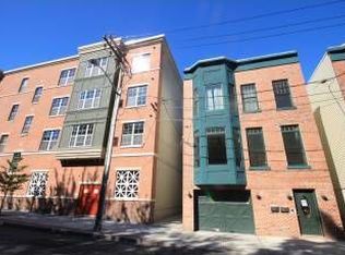 420 1st St #2, Jersey City, NJ 07302