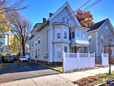 121 Ward Street, New Haven, CT, 06519