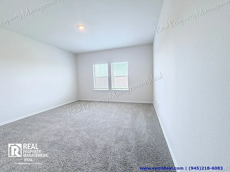 617 Edge Hill Ln — Photo 16