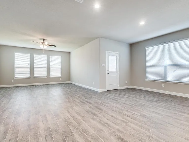15525 Canford Ter — Photo 2