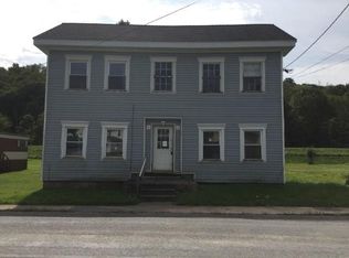 30 Maple St, Cherry Tree, PA 15724