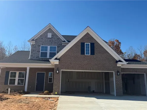 129 Starhaven Ct, Advance, NC 27006