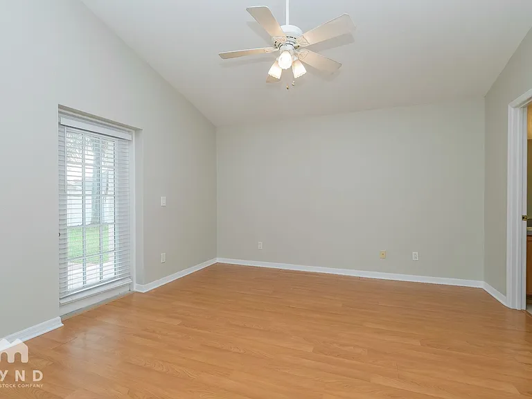 32031 Teague Way — Photo 8
