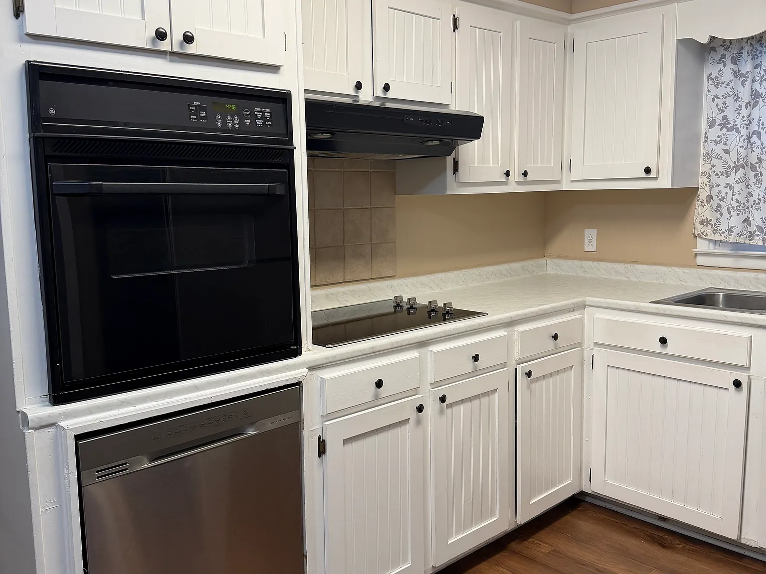 3 bed, 1314 sqft, $1,500 — Photo 4