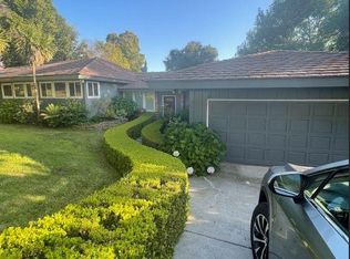 11666 Bellagio Rd, Los Angeles, CA 90049
