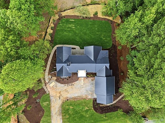 2nd image of 625 Cliffs Vista Pkwy