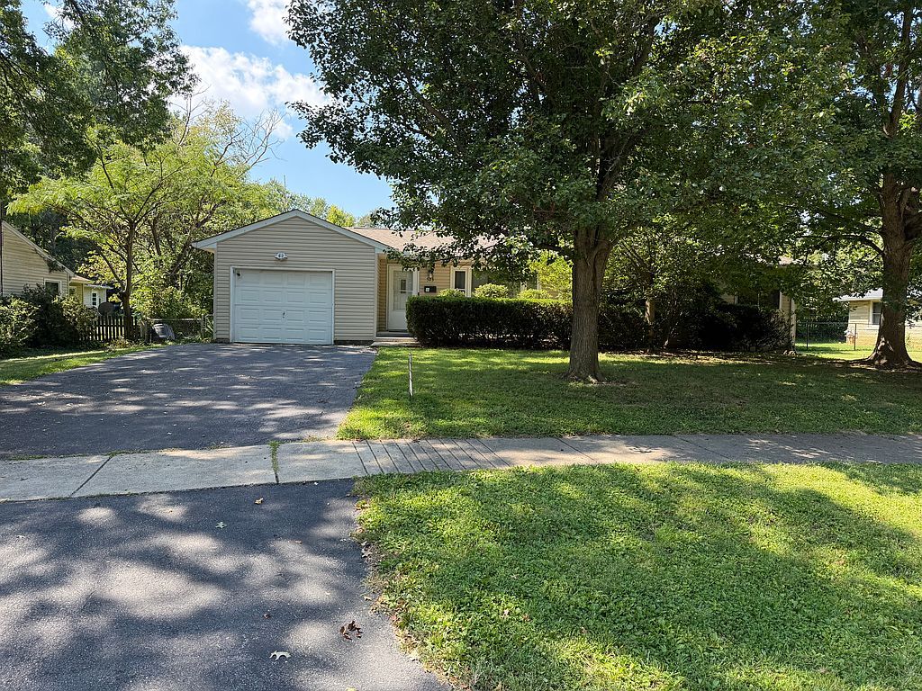 323 N Hillsdale Dr - Property Image