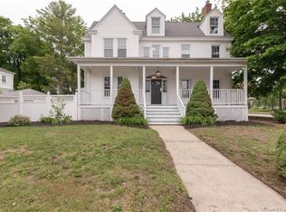 68 Broad St, Norwich, CT 06360