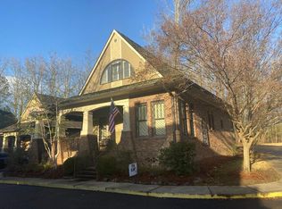 100 Hot Spur Ln, Oxford, MS 38655