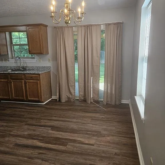 153 Bittersweet Dr — Photo 15