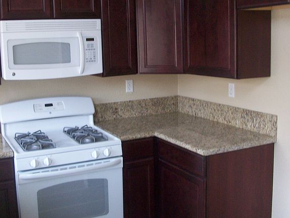 4th image of 22392 Hillshore Ct