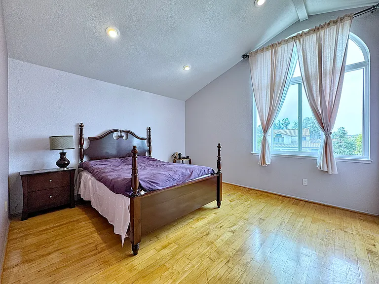 20529 Pacific Dr — Photo 20