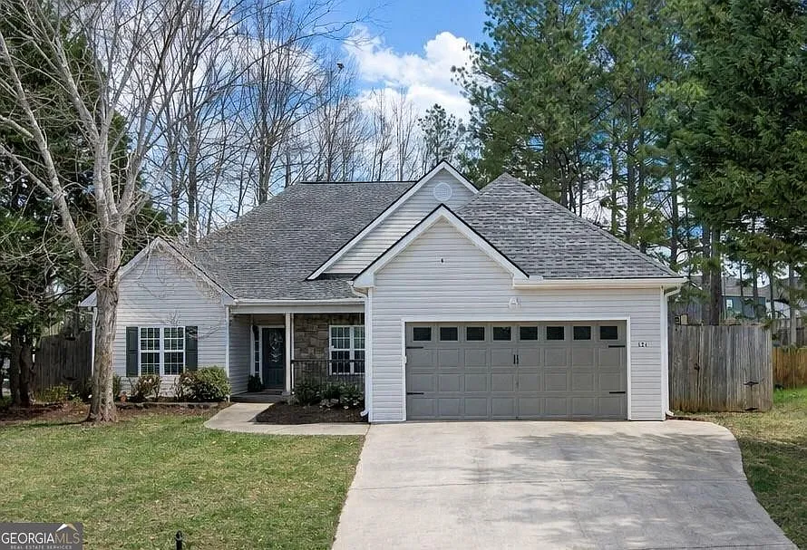 121 E Woodland Mnr photo 1