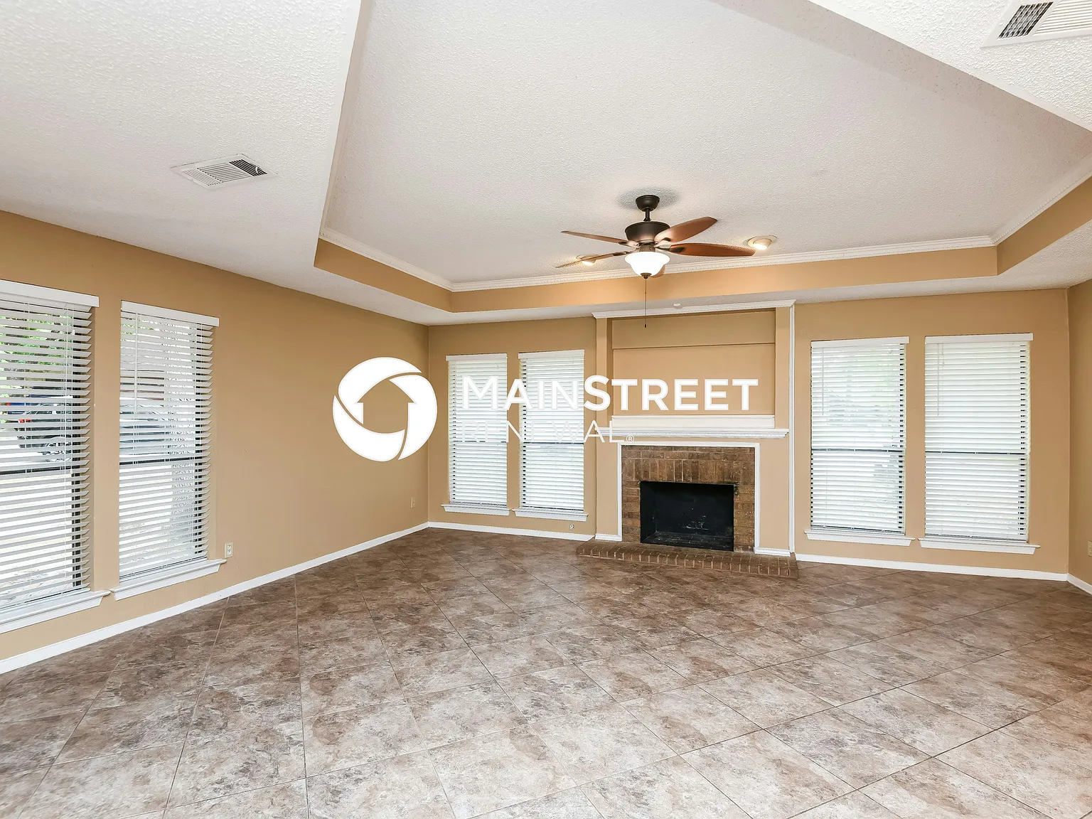 4614 Branchview Dr — Photo 2