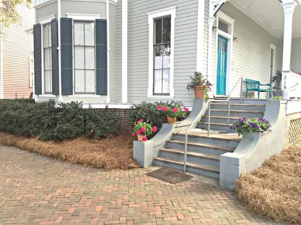 215 W Gwinnett St, Savannah, GA