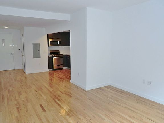 4th image of 401 W 25th St APT 10H