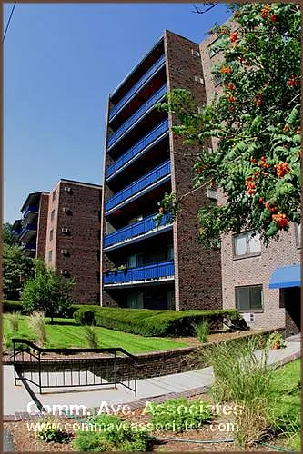 24 Whites Ave #36