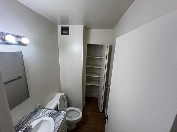 3rd image of 1128 Ala Napunani St APT 1501