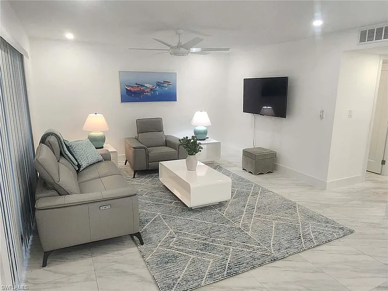 3000 Gulf Shore Blvd N #113 — Photo 9