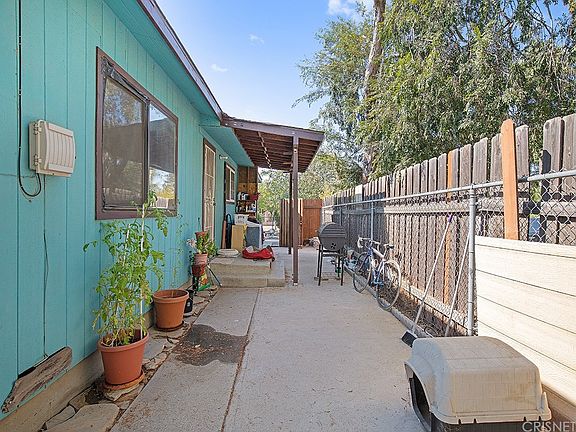 5th image of 15457 Tuba St