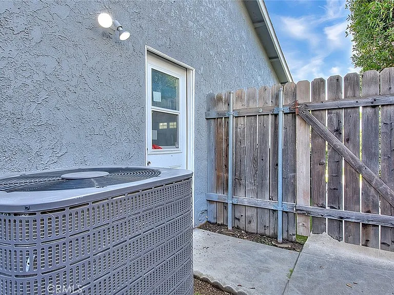 2682 Vista Laguna Ter — Photo 22