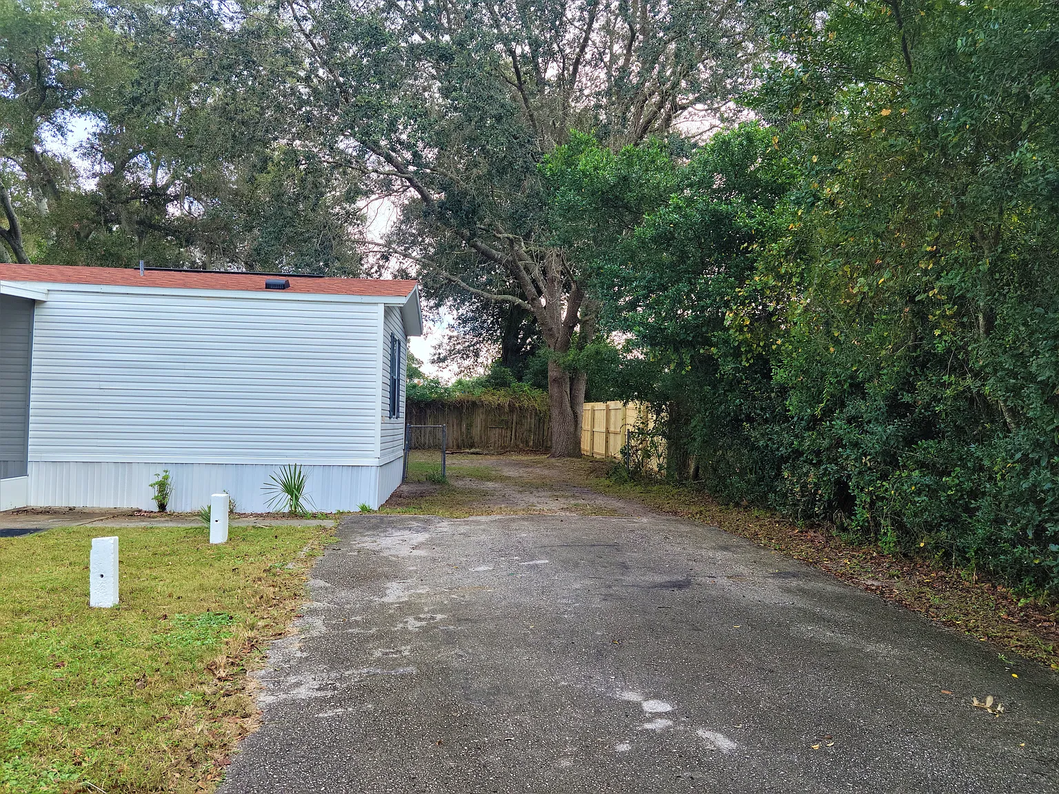 3/2 Mobile Home Located In Homosassa, FL! Fenced Yard! — Photo 2
