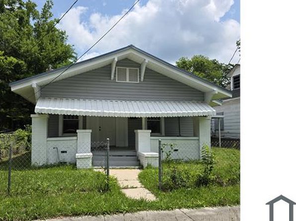 221 68th Pl N