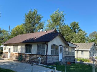 16 Black Hawk St, Council Bluffs, IA 51501