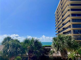 7600 Bayshore Dr APT 205, Treasure Island, FL 33706
