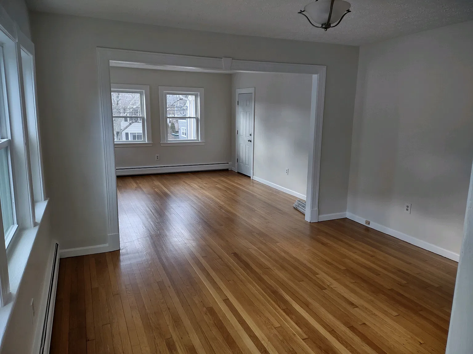 2 bed, 1120 sqft, $1,850 — Photo 3