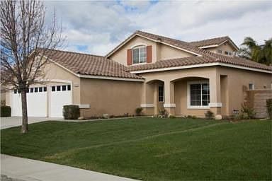 1st image of 15854 Mariposa Dr