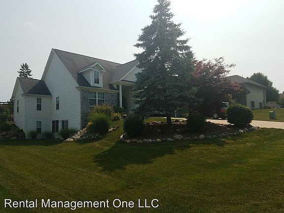 3rd image of 111 Jamestown Dr