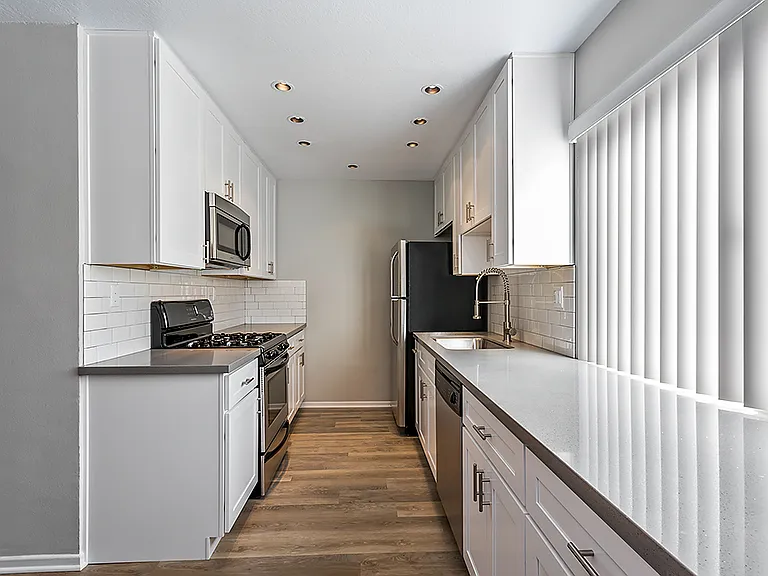 3602 Green Ave — Photo 1