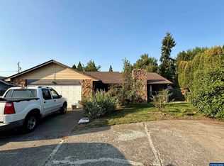 945 W Oak St, Lebanon, OR 97355