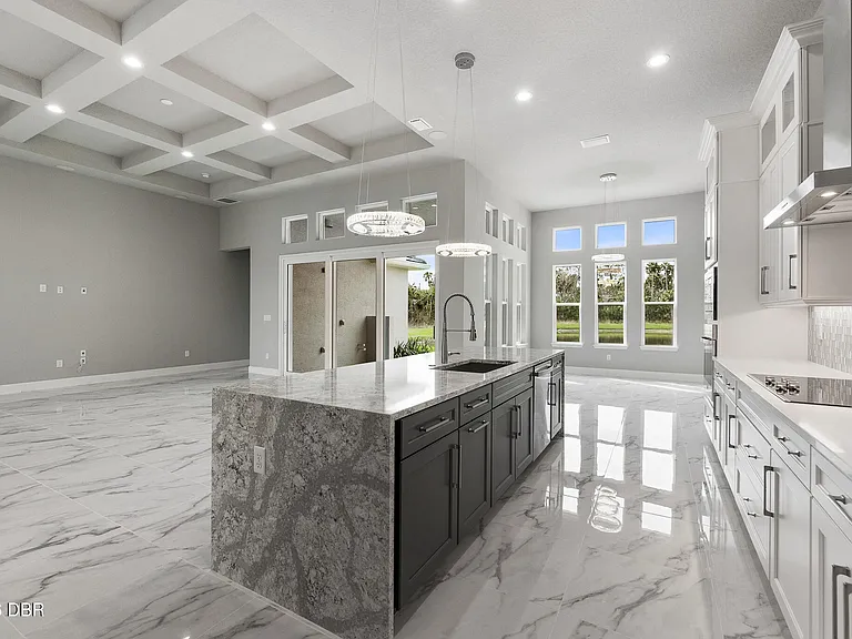 29 Coronado Rd — Photo 18
