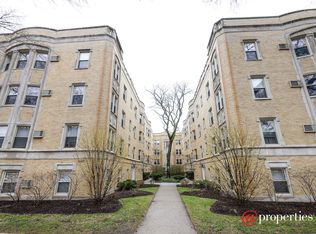 827 Forest Ave #122S, Evanston, IL 60202