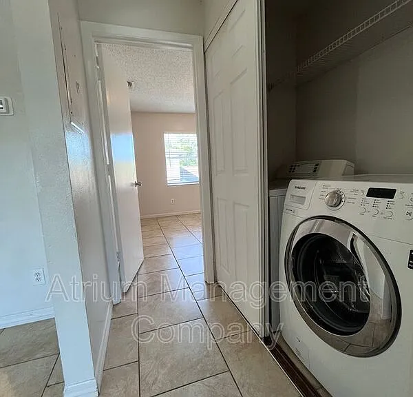 7106 S Kissimmee St #D — Photo 9