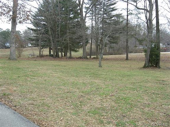 5th image of 2265 Lake Surrey Dr