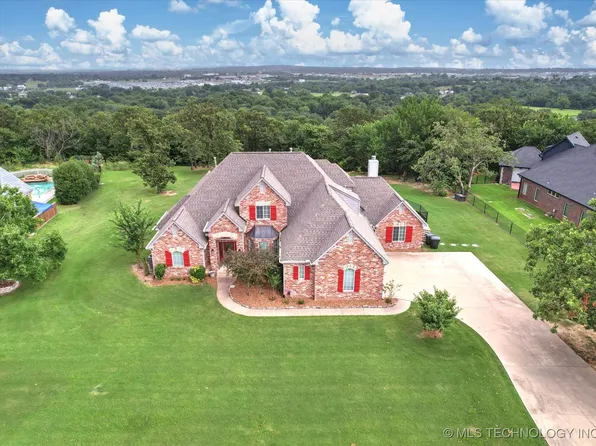 4207 S 69th West Ave, Tulsa, OK 74107