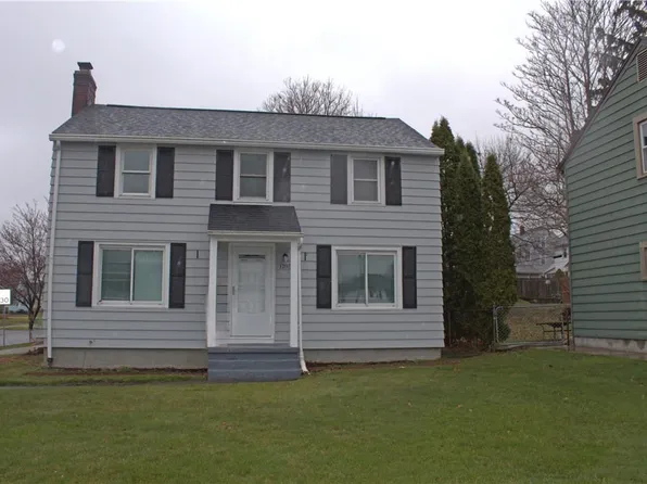 1185 N Winton Rd, Rochester, NY 14609