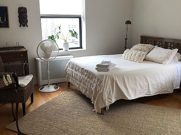 5th image of 105 Bennett Ave APT 51A