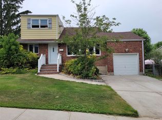 5 Ronnie Ln, Bethpage, NY 11714