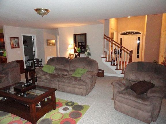 2nd image of 513 Megan Ln