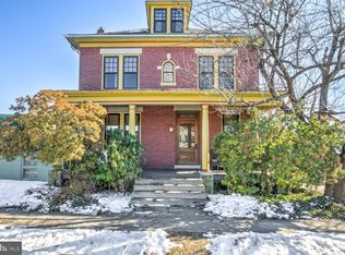 33 Rider Ave, Lancaster, PA 17603